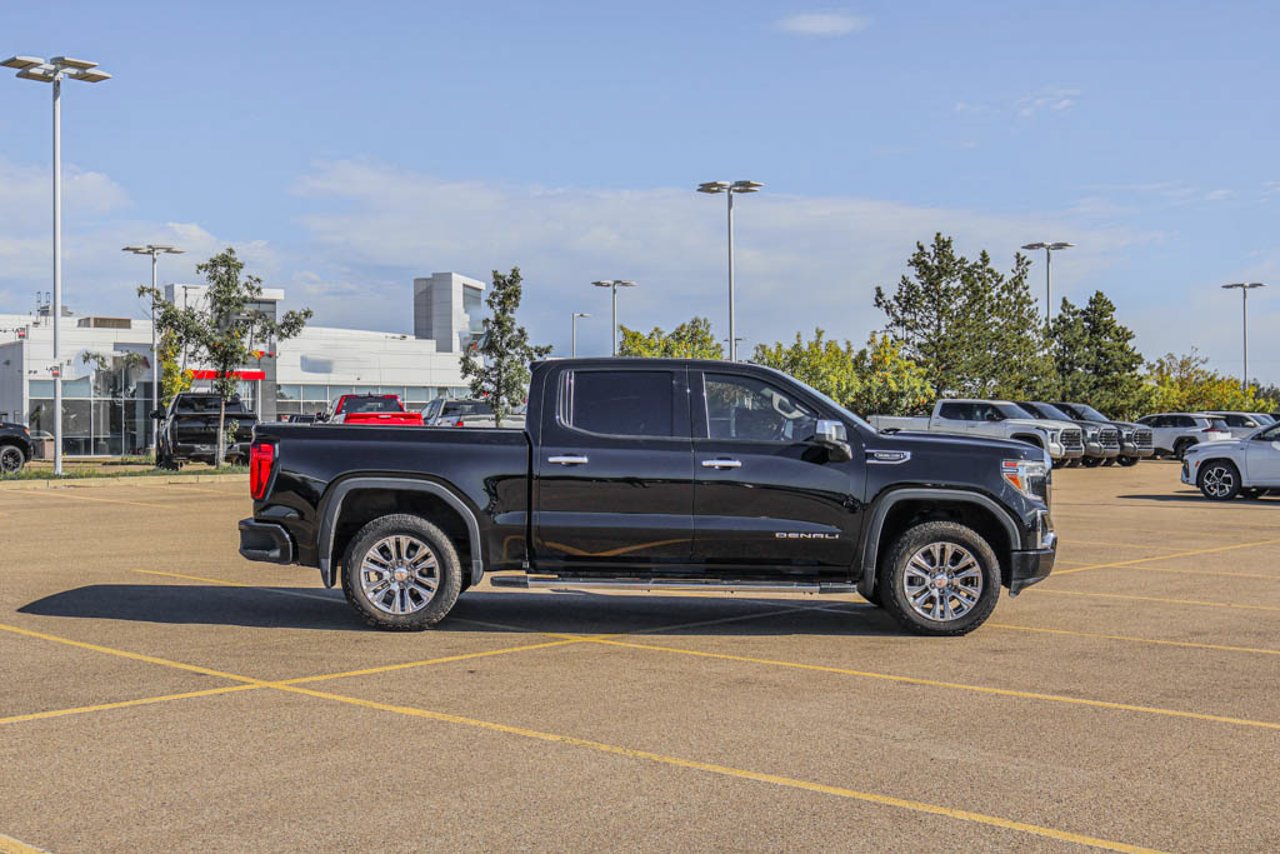 2021 GMC Sierra 1500 4WD Crew Cab 147 Denali Black Sherwood Park - photo #10