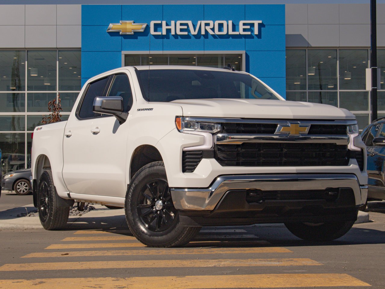2025 Chevrolet Silverado 1500 4WD Crew Cab 147 LT White Sherwood Park - photo #13