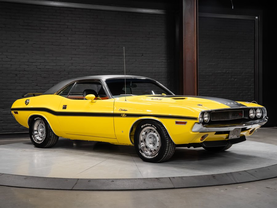 1970 Dodge Challenger R/T | 440 6 Pack | 4 Speed Pistol Grip | High End Restoration | Matching Numbers