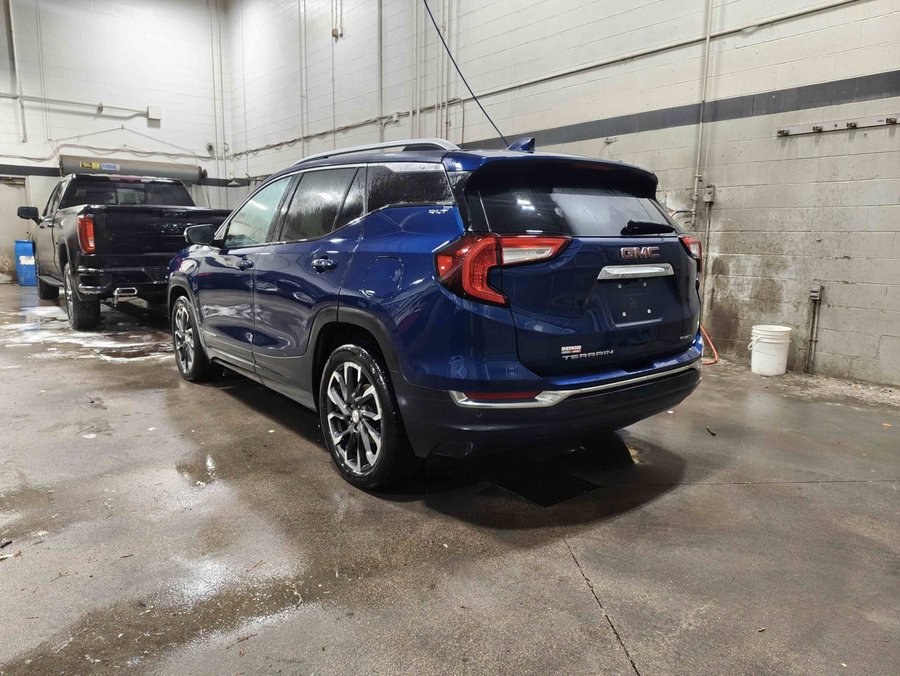 2022 GMC Terrain SLT Pro Grade 1.5T AWD | Sunroof | Navigation Blue