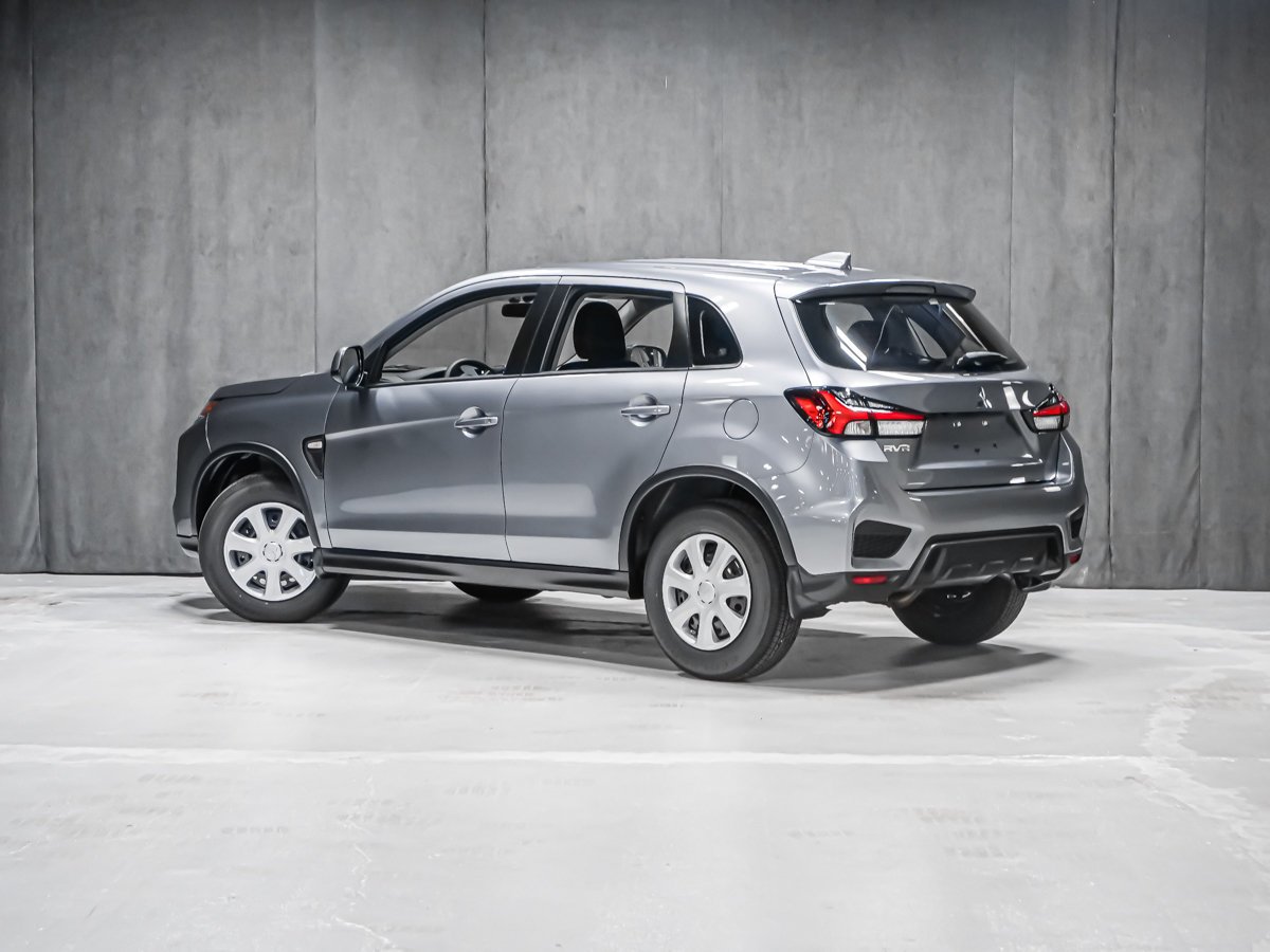 Mitsubishi RVR ES 2027 Gris titane Montréal - photo #3