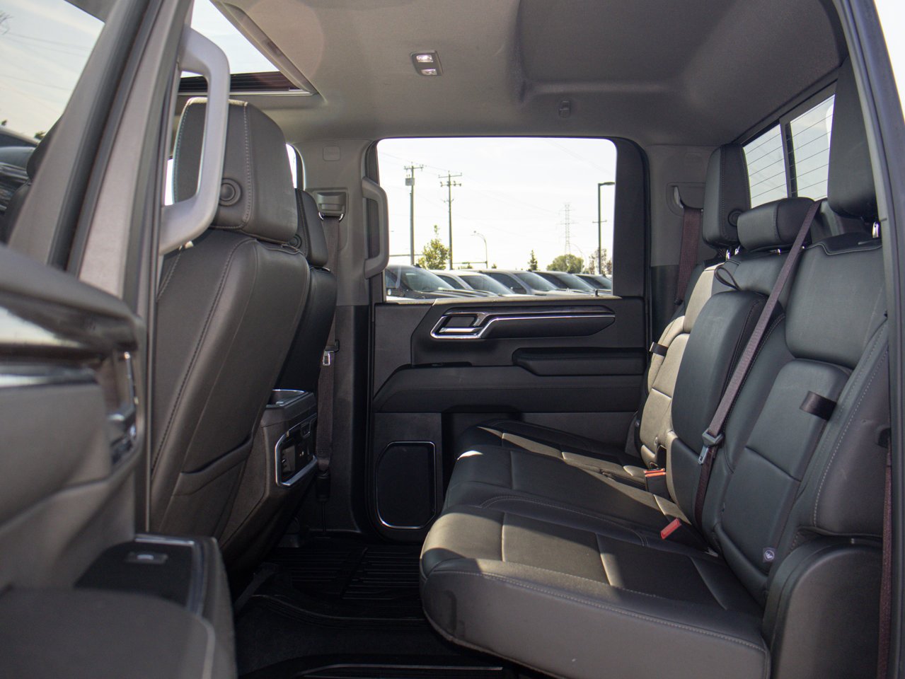 2024 Chevrolet Silverado 2500HD 4WD Crew Cab 159 LTZ White Sherwood Park - photo #33