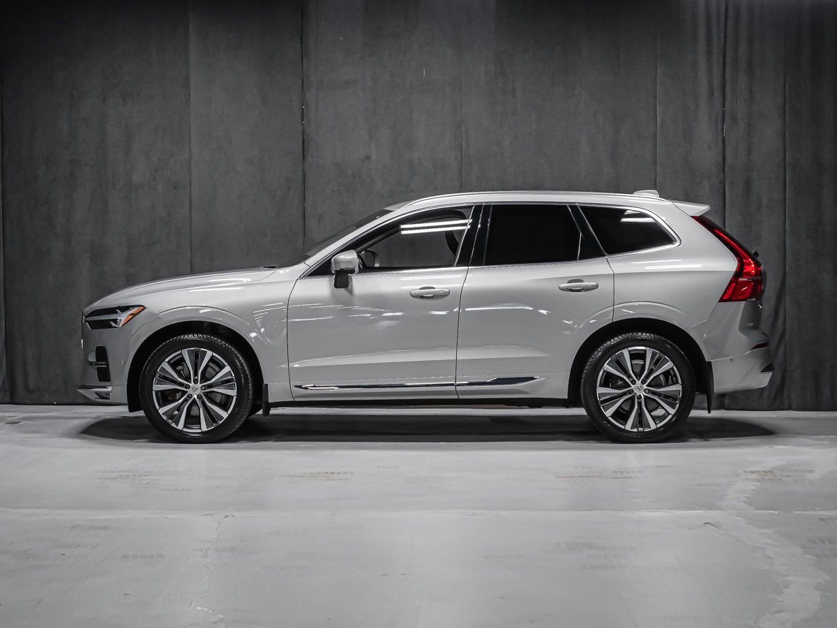 Volvo XC60 B6 INSCRIPTION ADVANCED CLIMATE 2022 Argent Montréal - photo #2