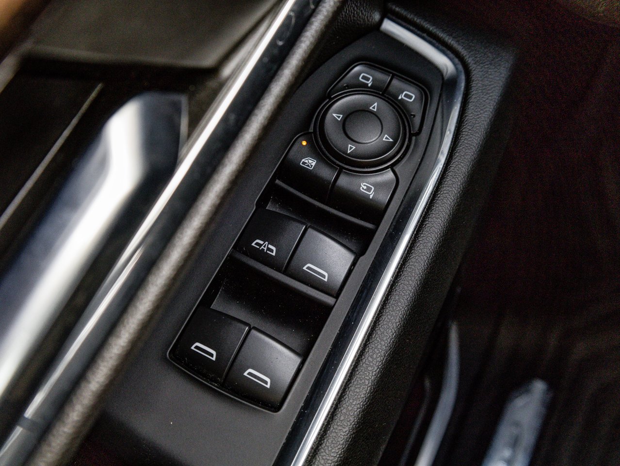 2024 Chevrolet Silverado 2500HD 4WD Crew Cab 159 LT Black Sherwood Park - photo #17