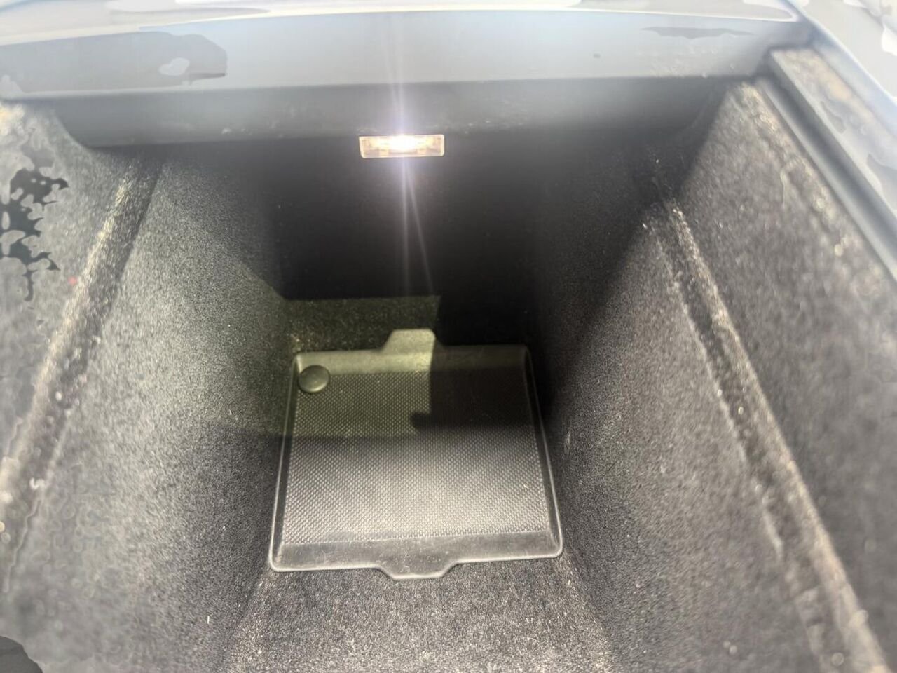 Tesla Model Y 2023 Argent  - photo #14