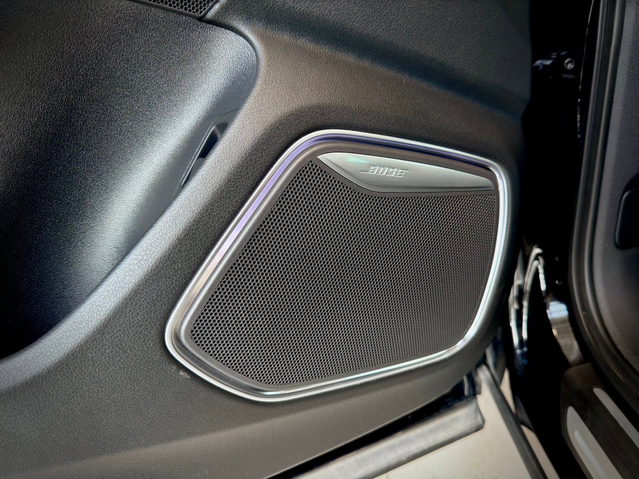 2016 Audi Q3 Black Notre-Dame-des-Prairies - photo #24