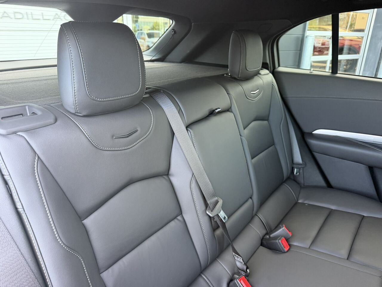 2024 Cadillac XT4 PREMIUM LUXURY AWD FINANCEMENT À PARTIR 3.99% Laval - photo #16