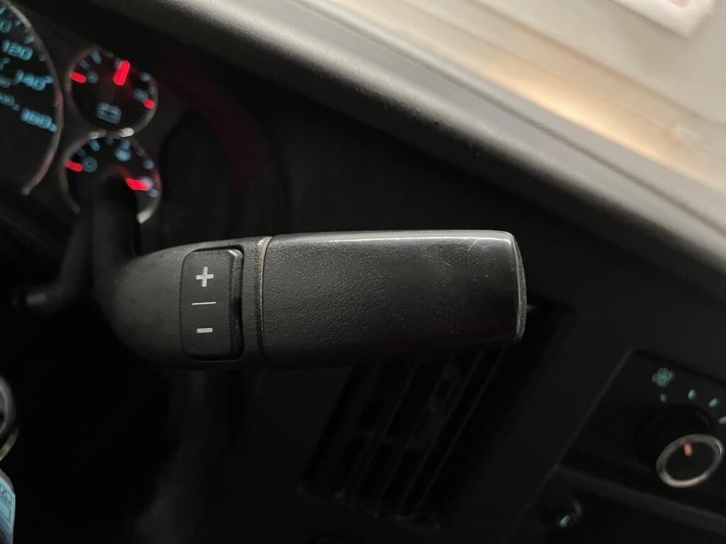 2019 GMC SAVANA FOURGONNETTE TRONQUÉE COMMERCIAL cube 14 pieds White Rivière-du-Loup - photo #20