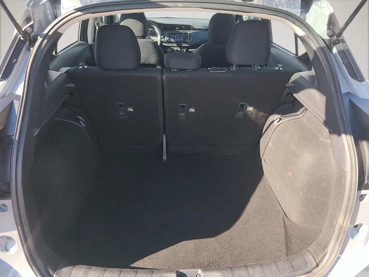 2024 Nissan Kicks s Grey Québec - photo #5