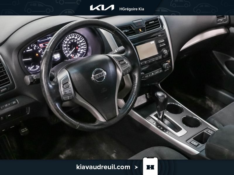 2015 Nissan Altima Grey Laval - photo #8