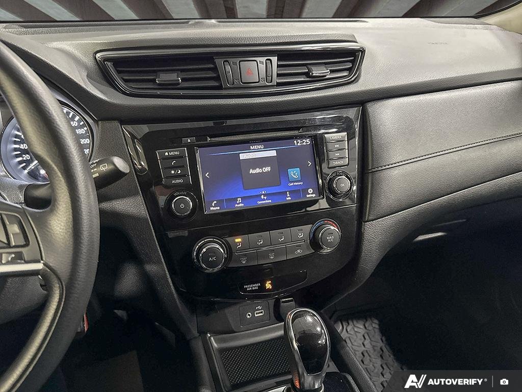 2018 Nissan Rogue 2602433A | S, new shield, new brakes, very low kms Grey Edmonton - photo #18