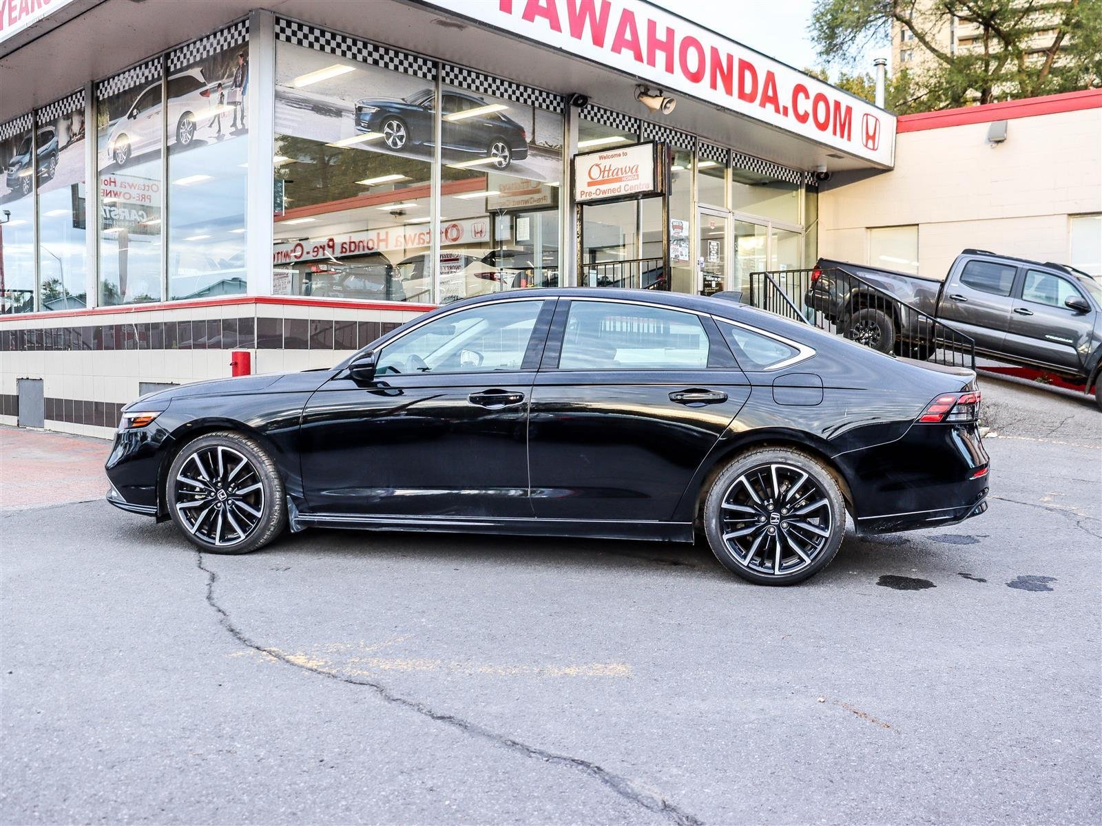 2024 Honda Accord Hybrid Touring Ottawa & Gatineau - photo #4