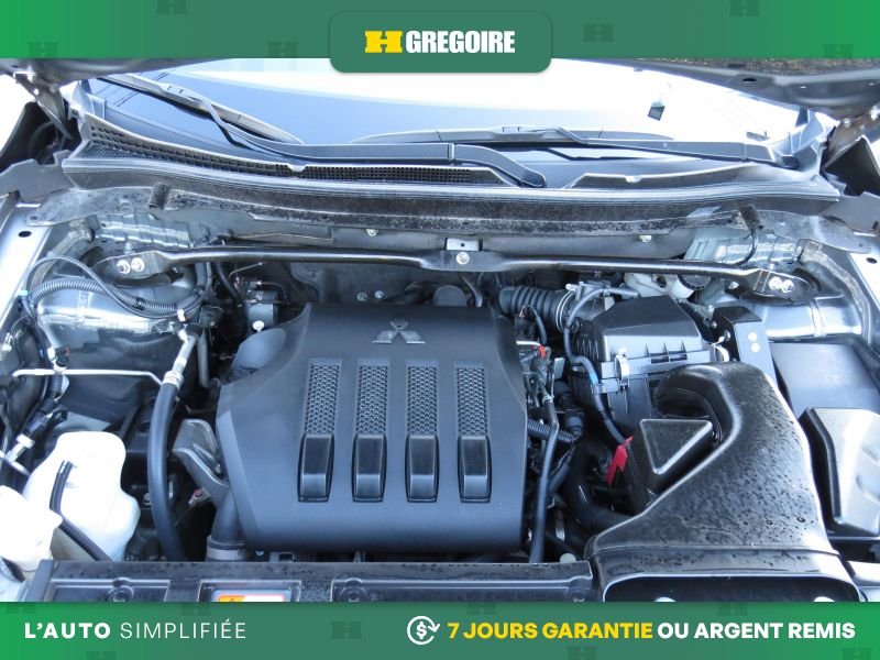 Mitsubishi Eclipse Cross 2024 Gris Laval - photo #34