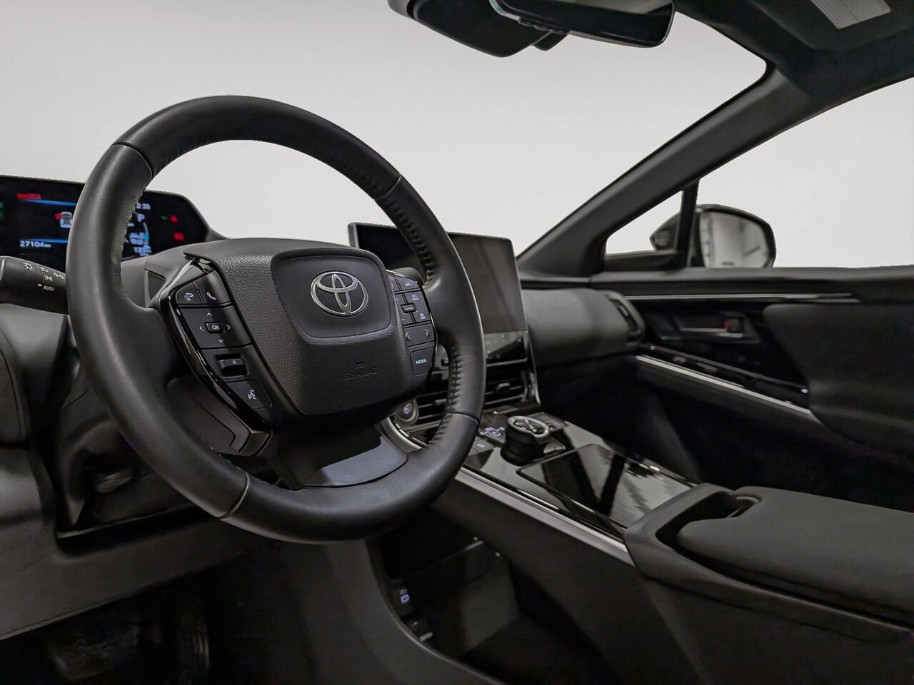 Toyota BZ4X XLE AWD Toit Ouvrant 2024 Rouge Sherbrooke - photo #7