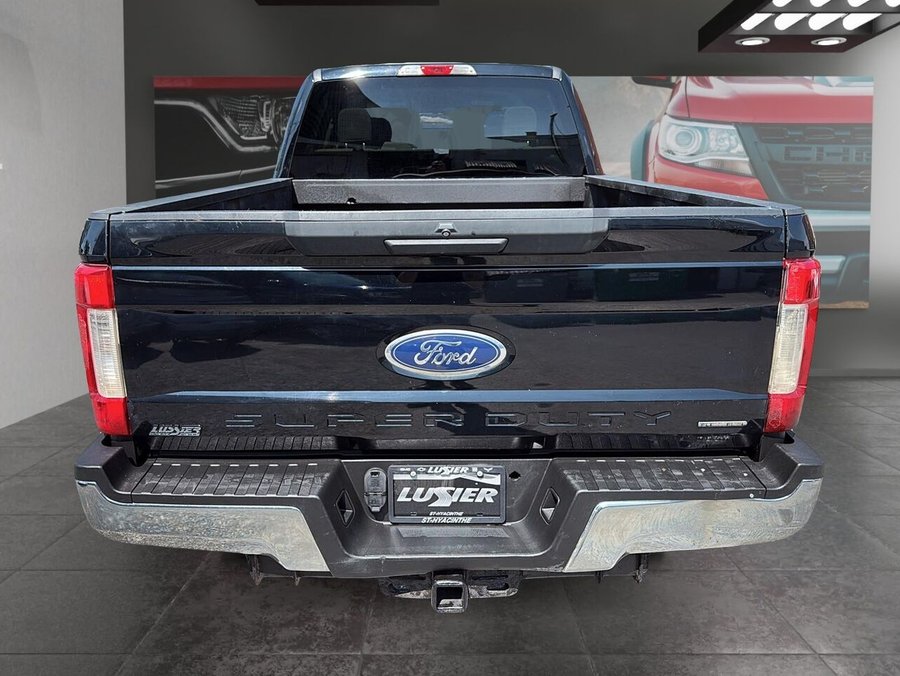 2017 Ford Super Duty F-250 SRW 2017 Black