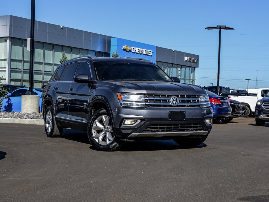 2018 Volkswagen Atlas Execline 4Motion 3.6L 6 Passenger | Panoramic Sunroof Grey