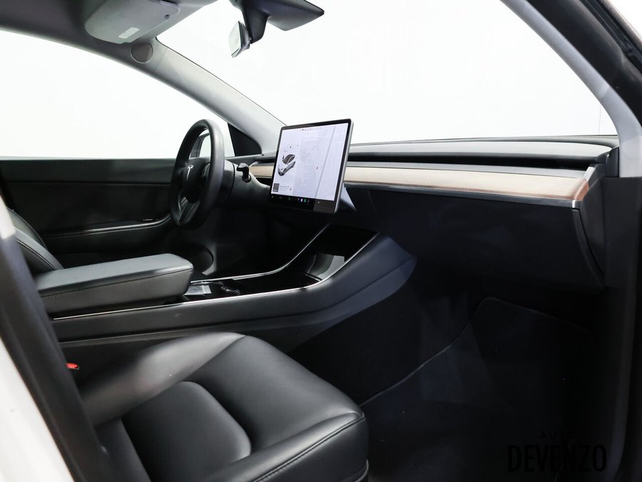 2021 Tesla Model Y Long Range White