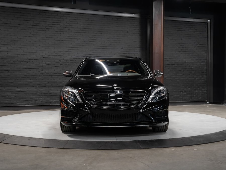 2016 Mercedes-Benz S-Class S 550 | Massaging Seats | Panoramic Sunroof | Winter Tires on Rims Black