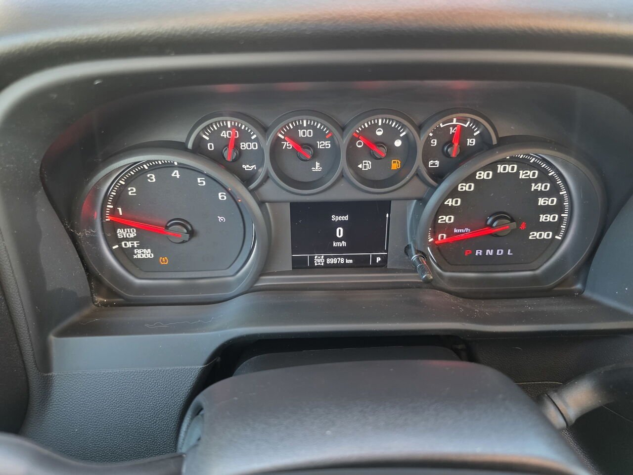 2022 Chevrolet Silverado 1500 Custom Trail Boss Silver Rouyn-Noranda - photo #33