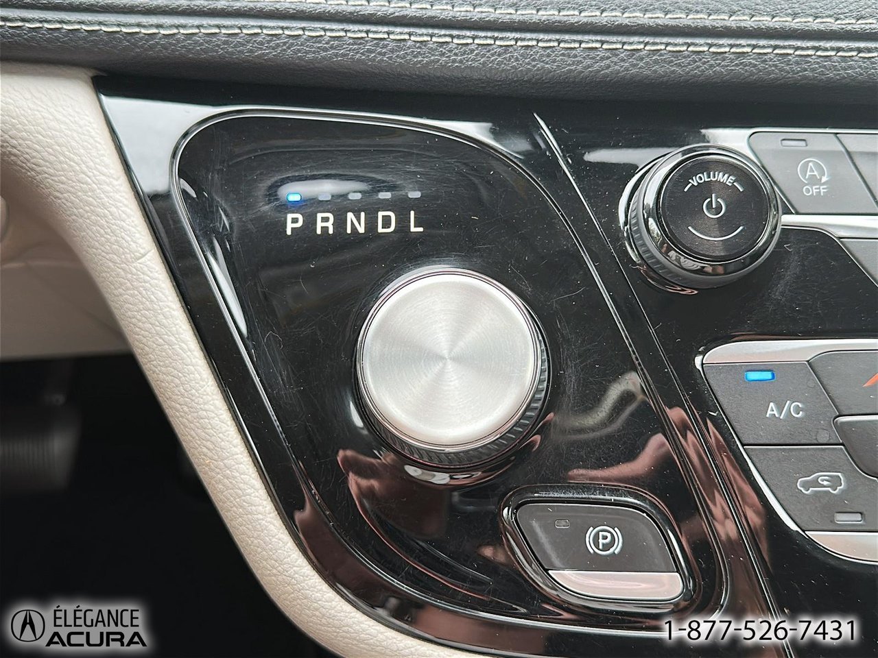 2022 Chrysler Pacifica Touring L | A8787 Black Granby - photo #17