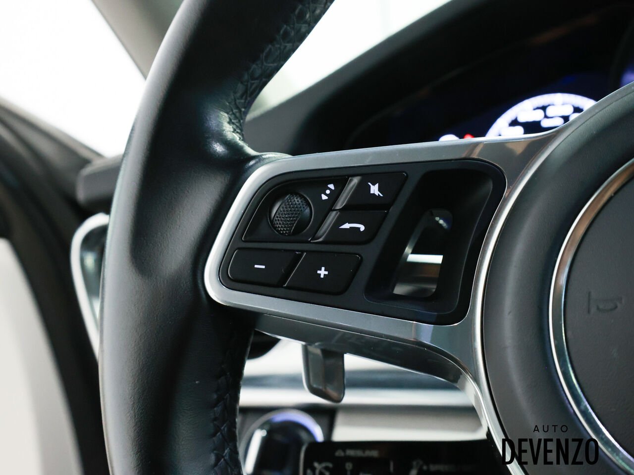 Porsche Panamera 2018 Gris Saint-Eustache - photo #16