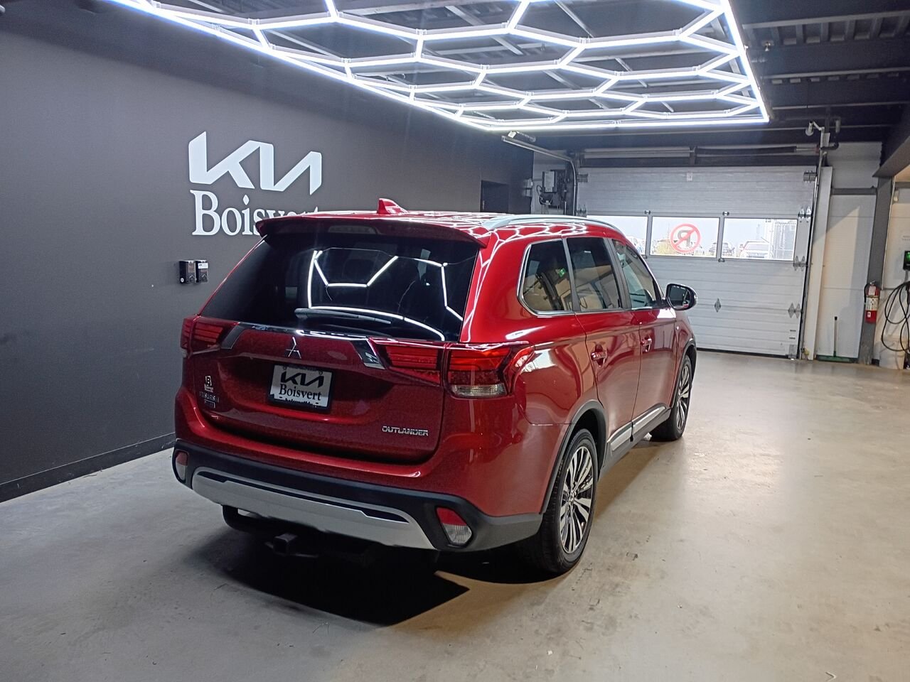 2019 Mitsubishi Outlander Red Blainville - photo #9