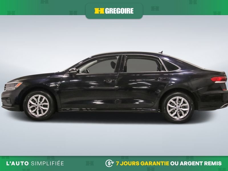 2020 Volkswagen Passat Black Blainville - photo #4