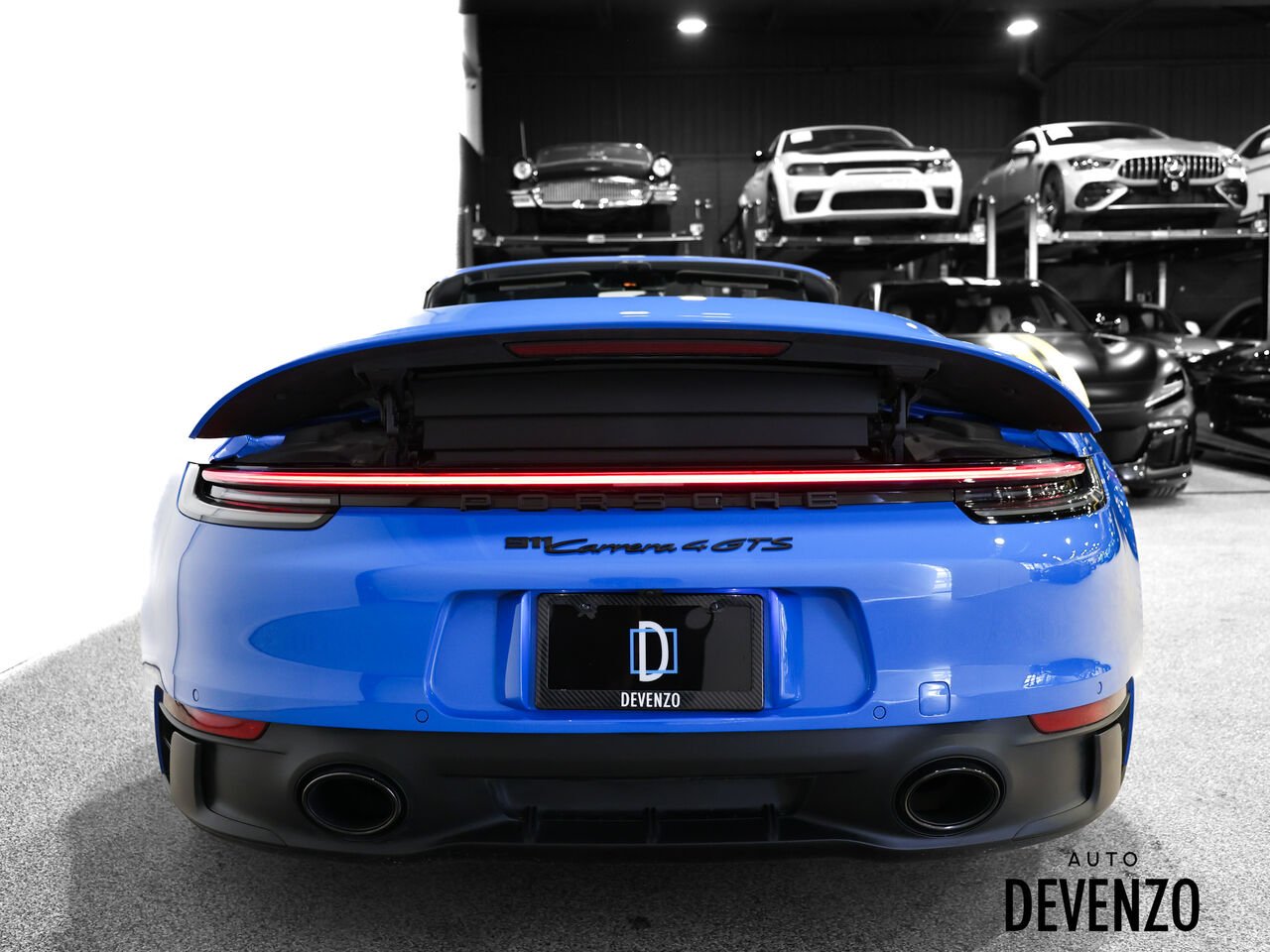 2023 Porsche 911 Blue Saint-Eustache - photo #6