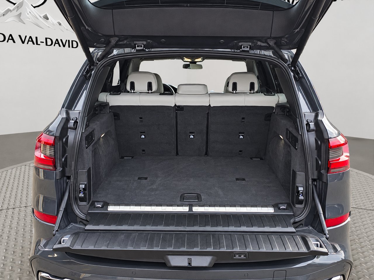 2023 BMW X5 X5 xDrive45e Green Val-David - photo #27