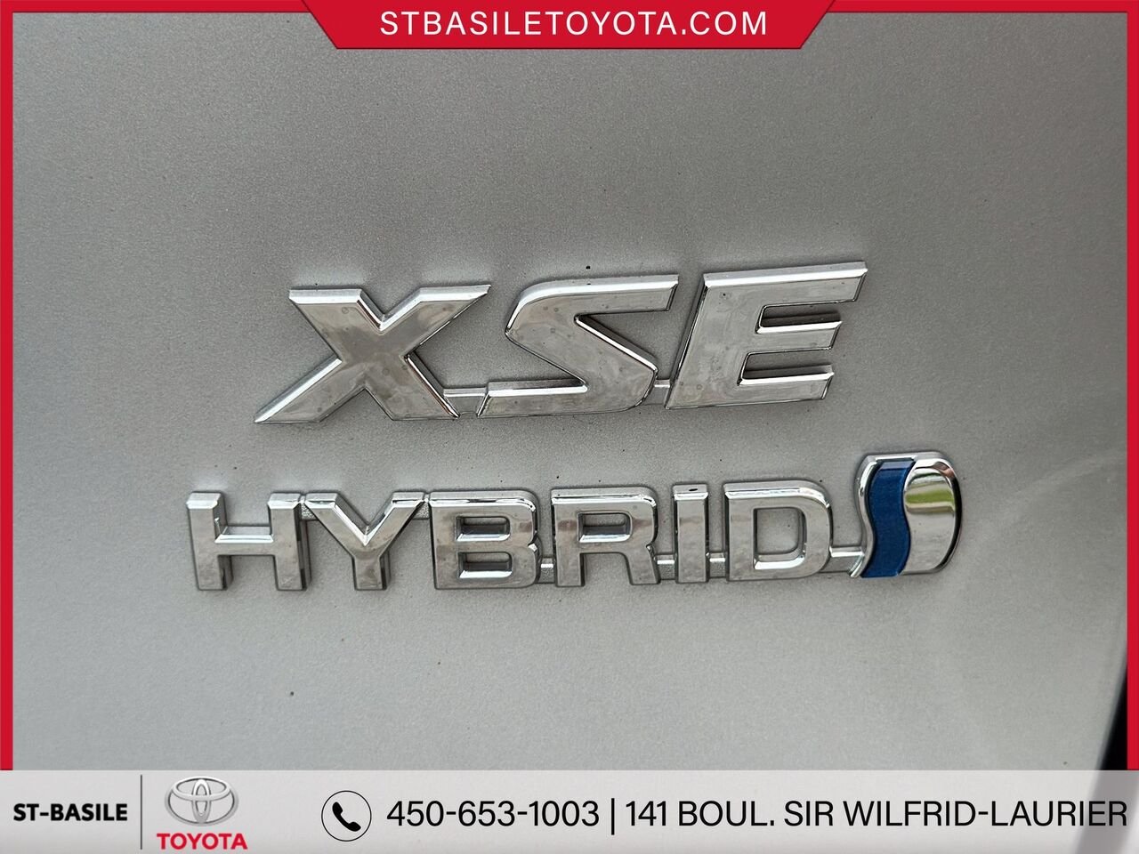 2023 TOYOTA RAV4 Hybrid Silver Sky Metallic with Black Roof Saint-Basile-le-Grand - photo #5