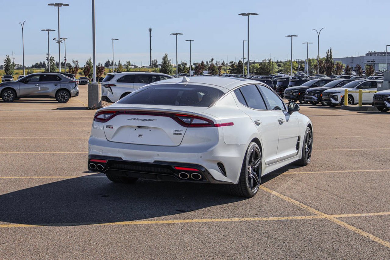 2018 Kia Stinger GT Limited AWD White Sherwood Park - photo #9
