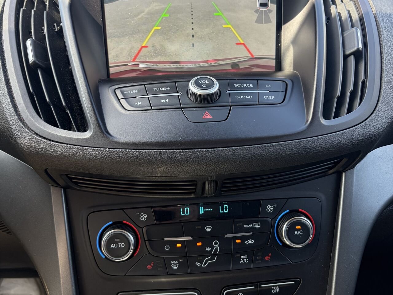 Ford ESCAPE SE 4 portes SE, Traction intégrale 2017 Rouge Gatineau - photo #6