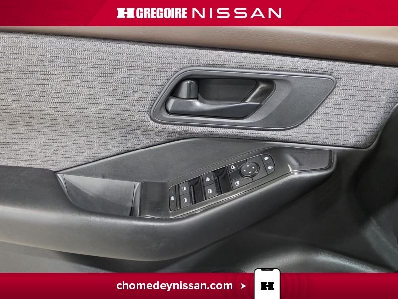 Nissan Rogue CL7583 | S 2.5L AWD Mag Caméra Cruise à partir 2.99% 2023 Rouge Laval - photo #13