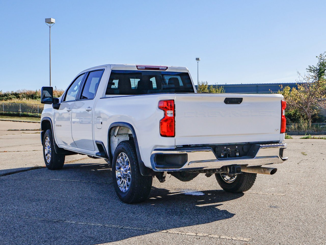 2024 Chevrolet Silverado 3500HD 4WD Crew Cab 159 LT White Sherwood Park - photo #10
