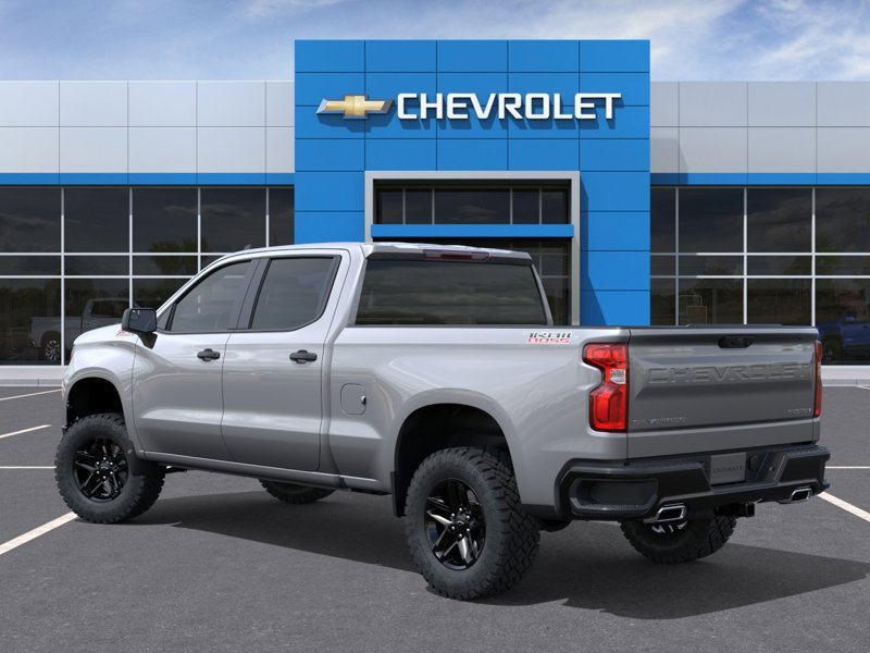 2026 CHEVROLET Silverado 1500 K1500 SILVERADO CREW CAB CUSTOM TRAIL BOSS STD/BOX (2CX) STERLING GREY METALLIC Rivière-du-Loup - photo #2