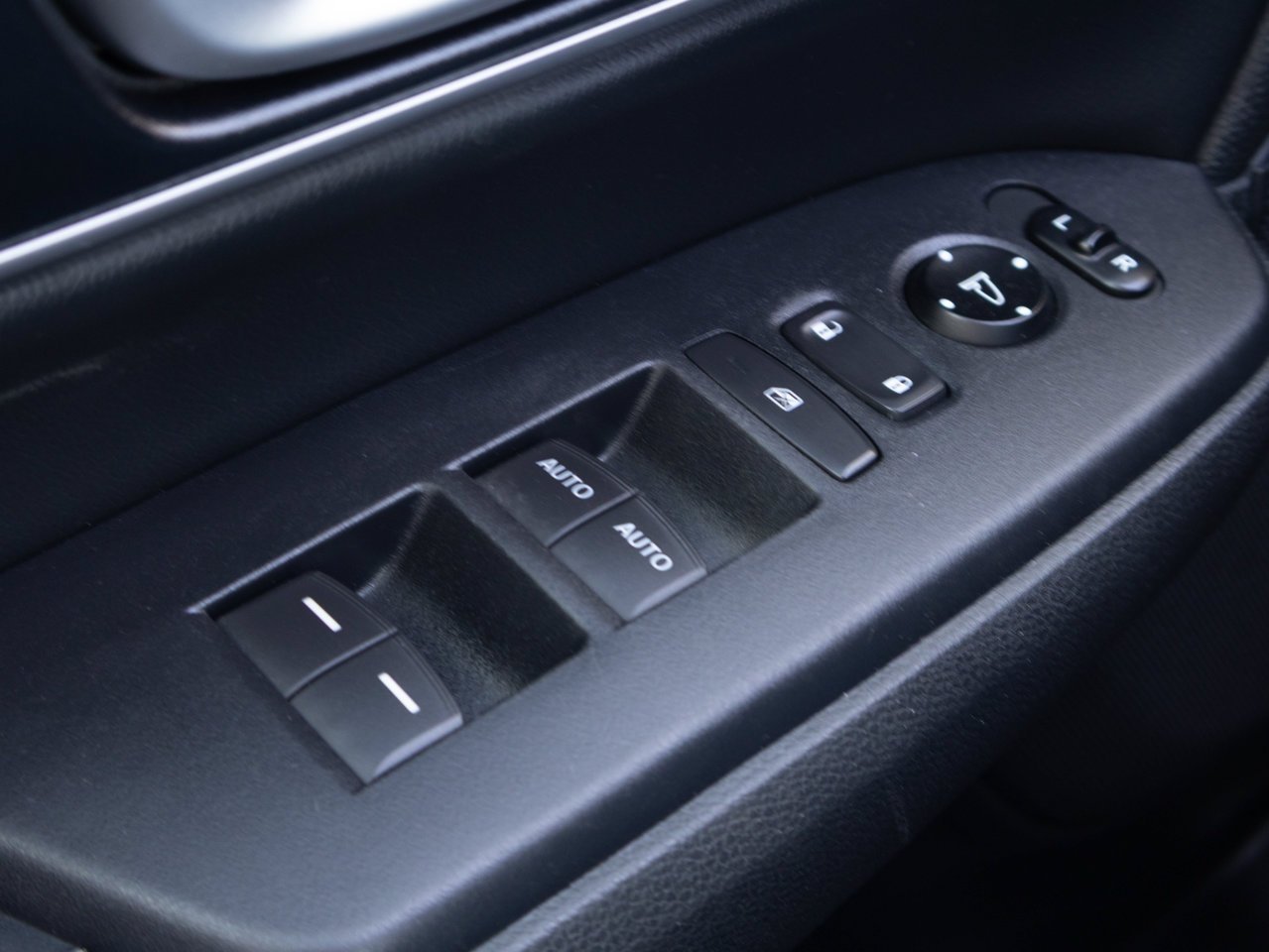 2019 Honda CR-V EX-L AWD Blue Sherwood Park - photo #17