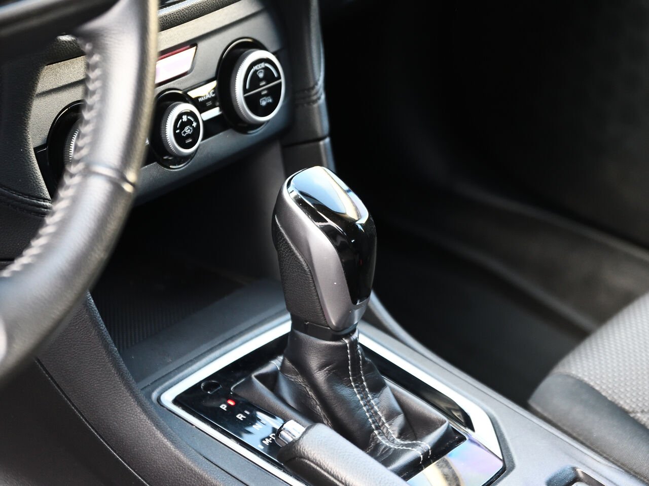 2019 Subaru Impreza 2.0i Tourisme White Saint-Hyacinthe - photo #26