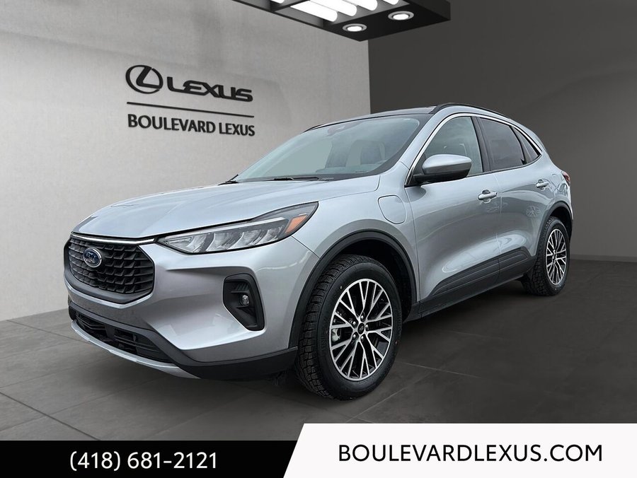 Ford Escape VHR TA 2023 Gris