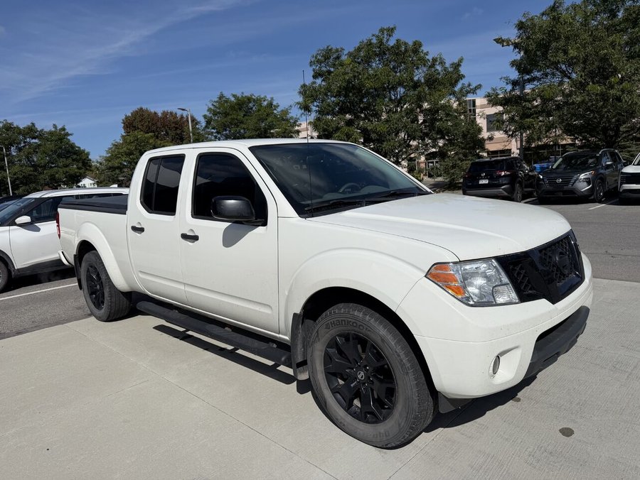 2019 Nissan Frontier SV Édition minuit cabine multiplace 4x4 caisse longue BA White