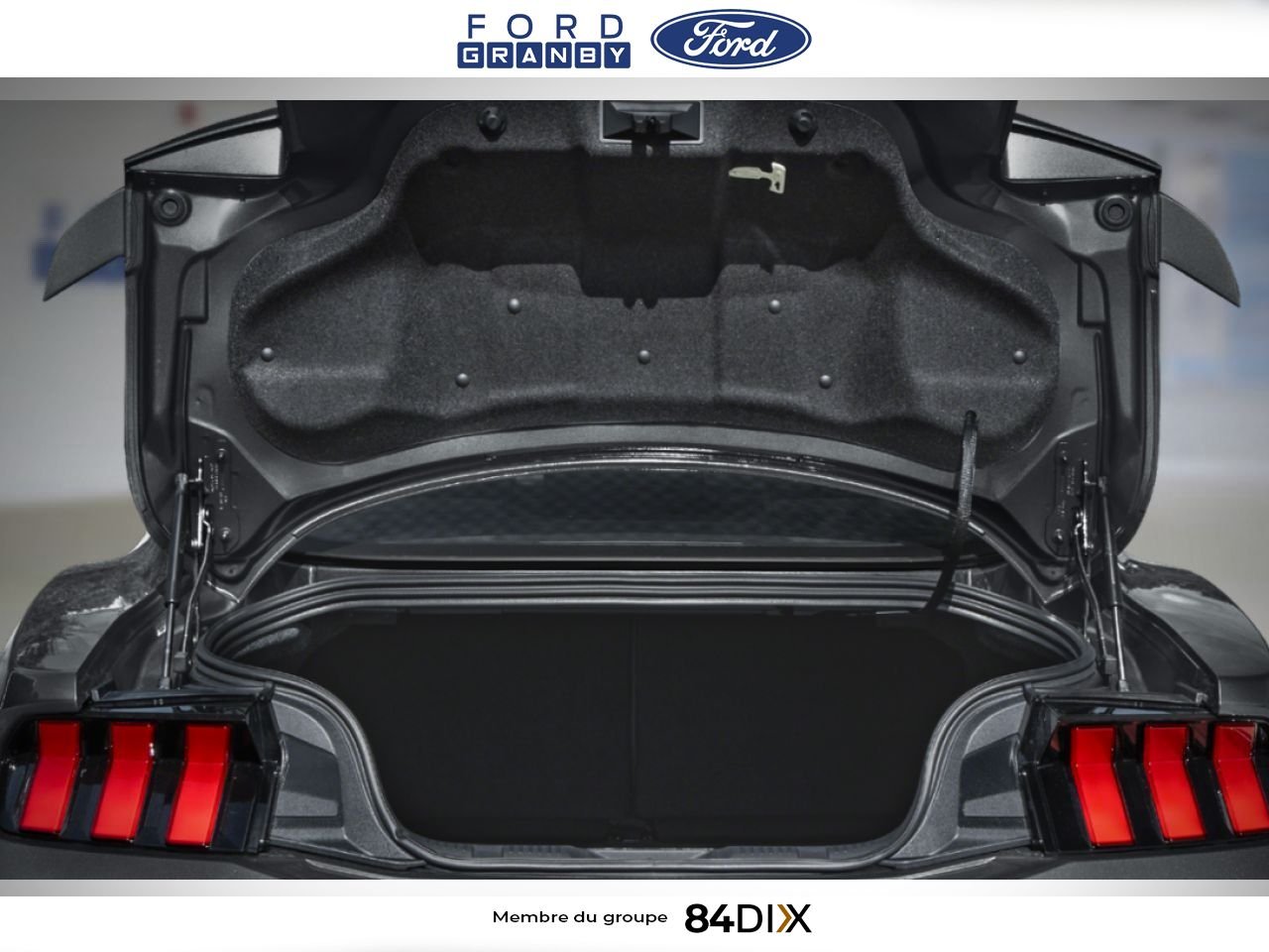 2026 Ford Mustang Carbonized Grey Metallic Granby - photo #9