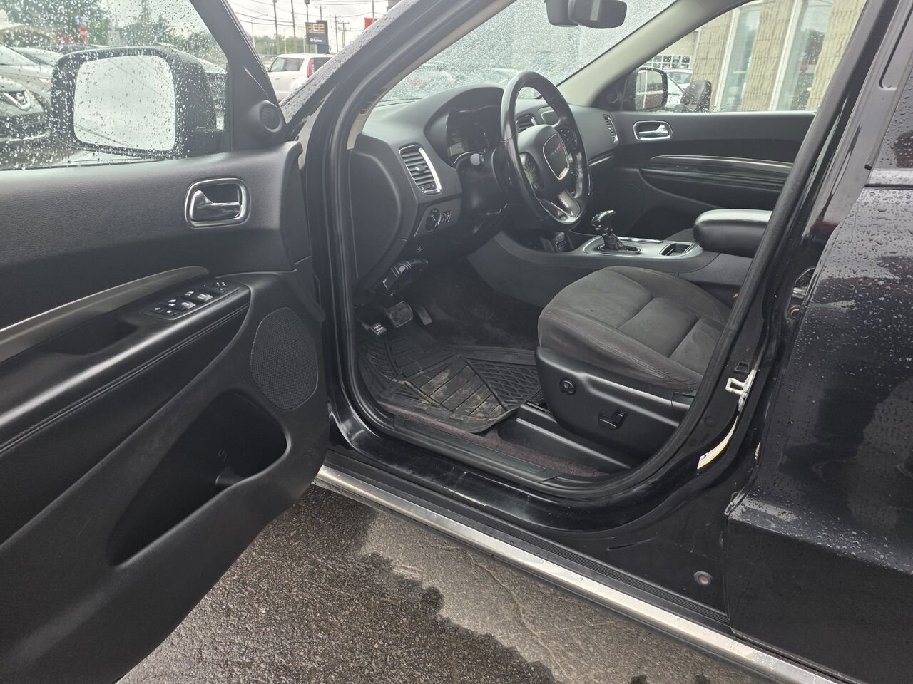 2018 Dodge Durango Black  - photo #16