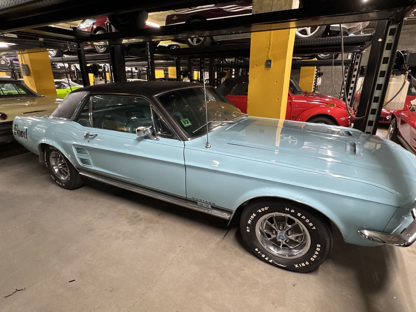 Ford Mustang 1967 Bleu Montréal - photo #2