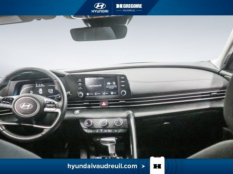2025 Hyundai Elantra Black Blainville - photo #22