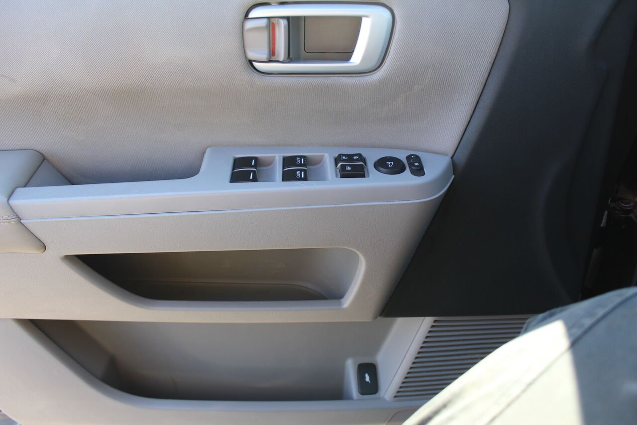 2011 Honda Pilot VIN: 5FNYF4H48BB505062 Grey Sainte-Rose - photo #10