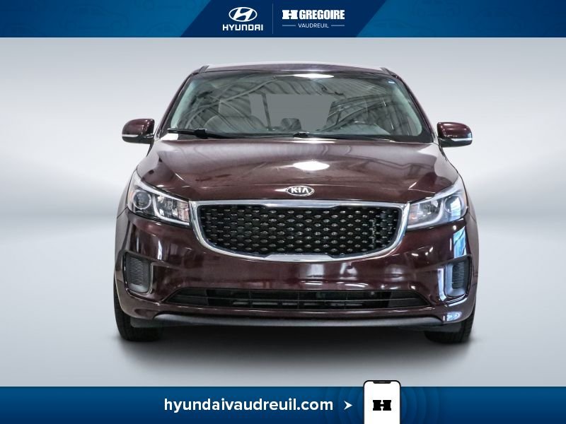 2018 Kia Sedona Red Laval - photo #2