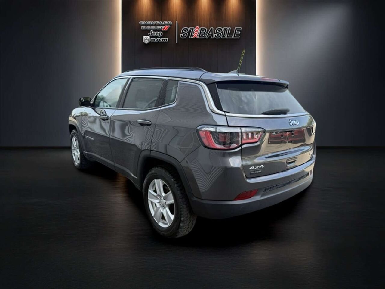 2022 Jeep Compass Grey Saint-Basile-le-Grand - photo #19