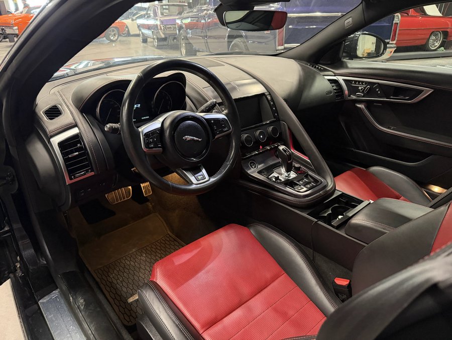 2018 Jaguar F-TYPE 2018 Black