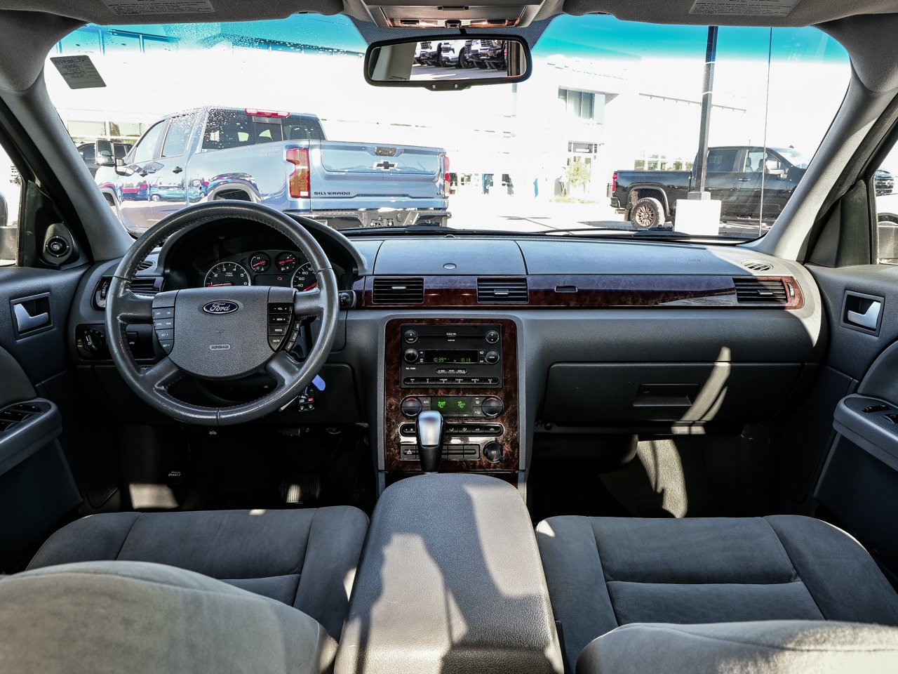 2006 Ford Five Hundred 4dr Sdn SEL AWD Grey Sherwood Park - photo #28