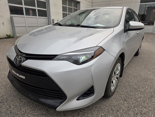 Toyota Corolla LE berline 4 portes CVT 2017 Gris