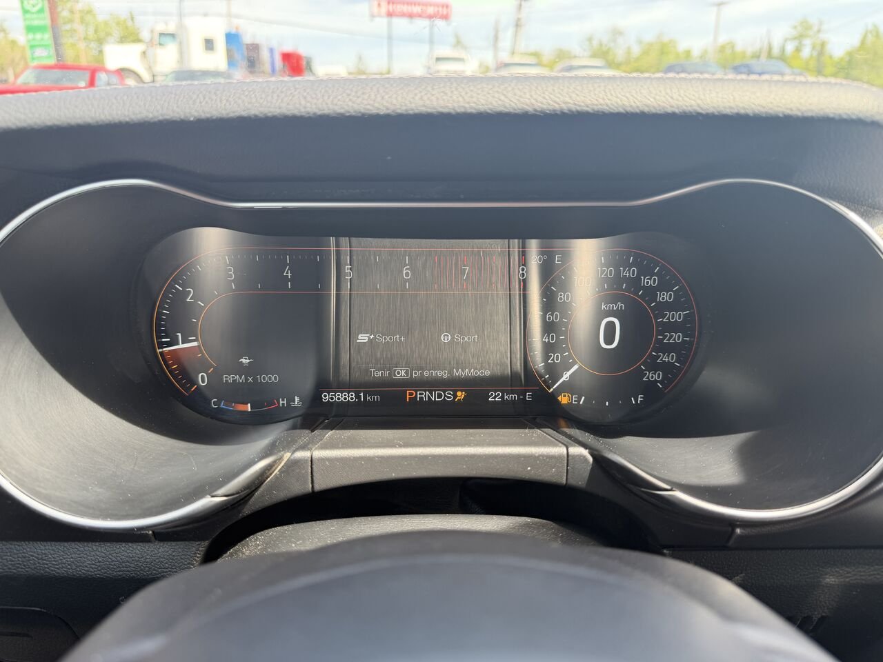 2018 Ford Mustang Orange Mont-Laurier - photo #9